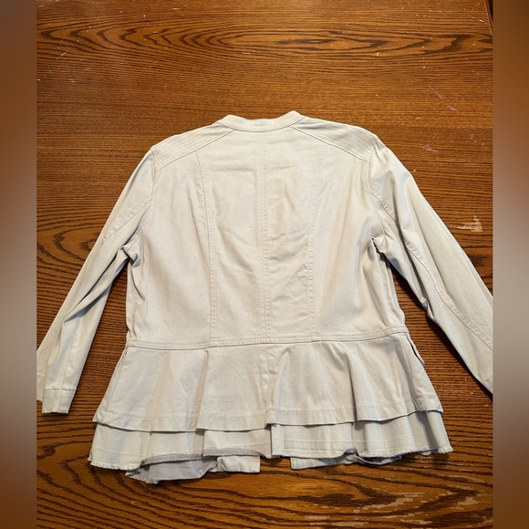 White House Black Markt zip up jacket light gray - Picture 12 of 13